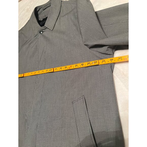 Vintage Brigadier by Curlee Men’s 42L‎ Trench Coat– Rain Repellent, Houndstooth - Picture 8 of 14
